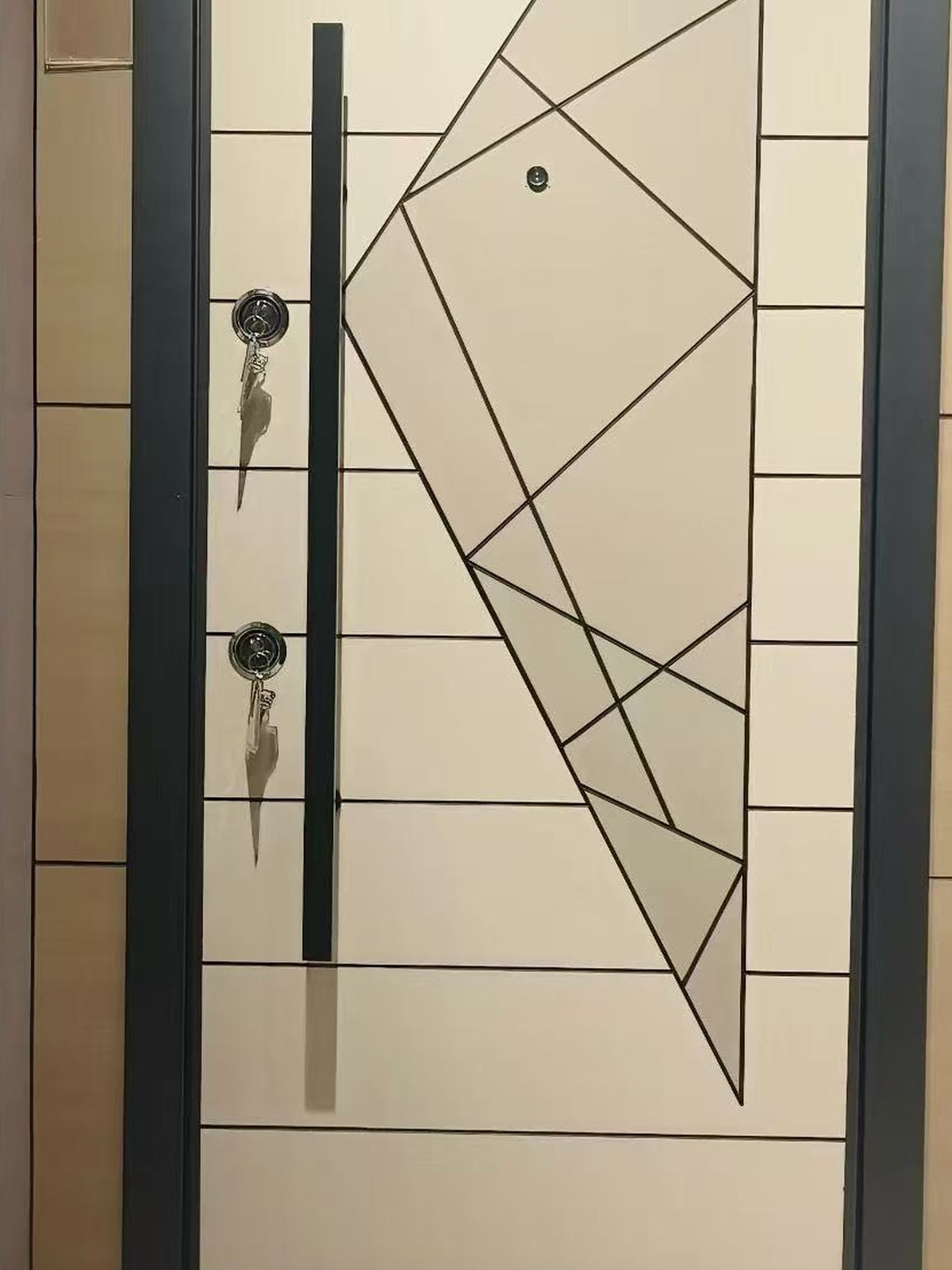Zinc Alloy & Iron Doors detail